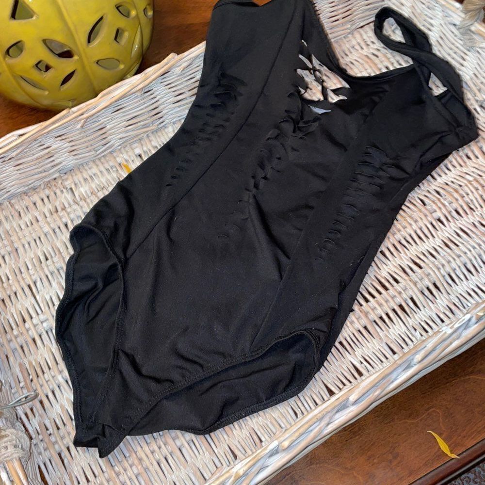 Cutout Bodysuit SZ S 
